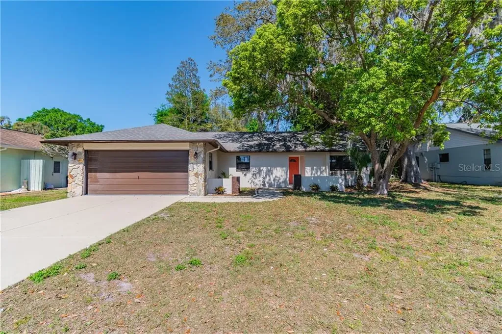 12533 Shadow Ridge Boulevard Hudson FL 34669