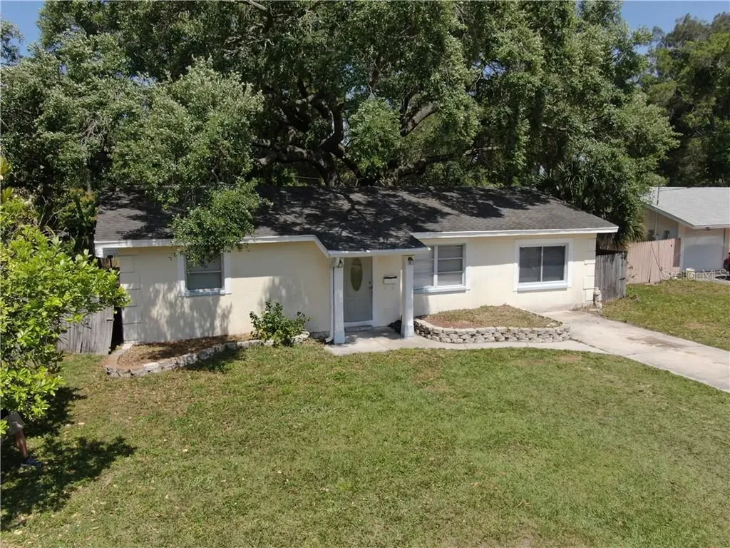 6471 66th Avenue N Pinellas Park FL 33781