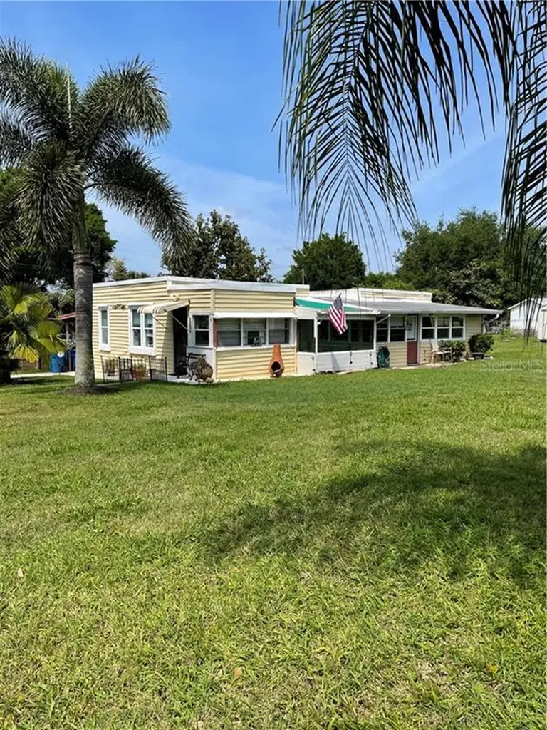 315 Virginia Street Frostproof FL 33843