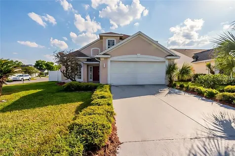 2718 Autumn Green Drive Orlando FL 32822