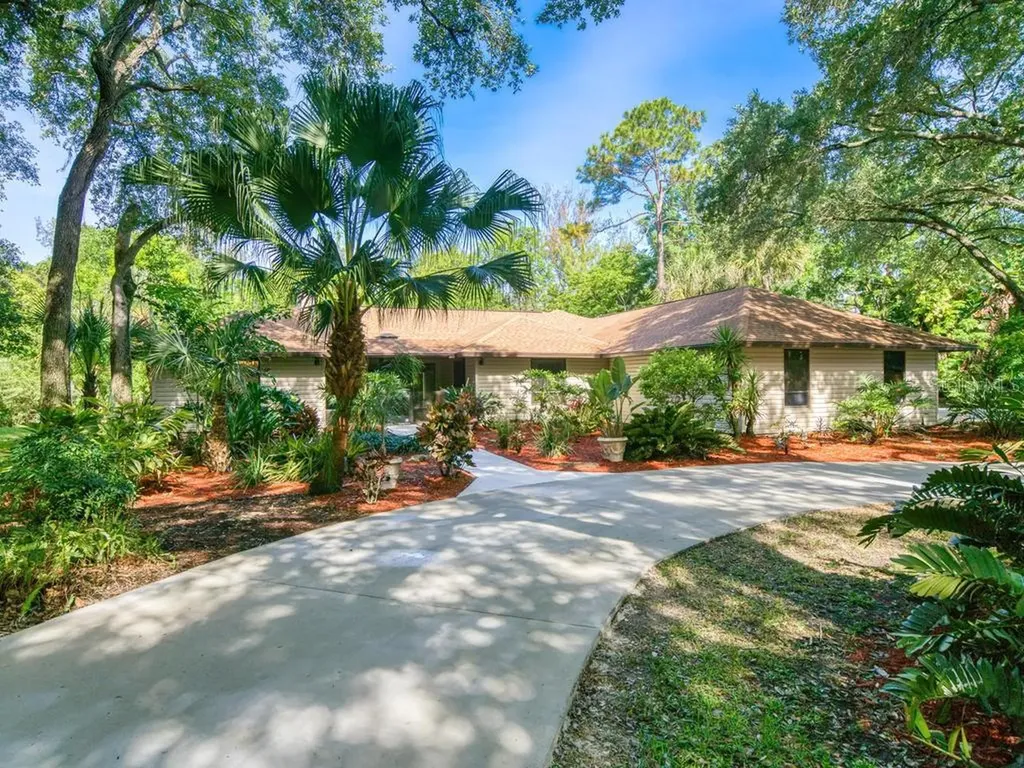 5305 26th Avenue Court W Bradenton FL 34209