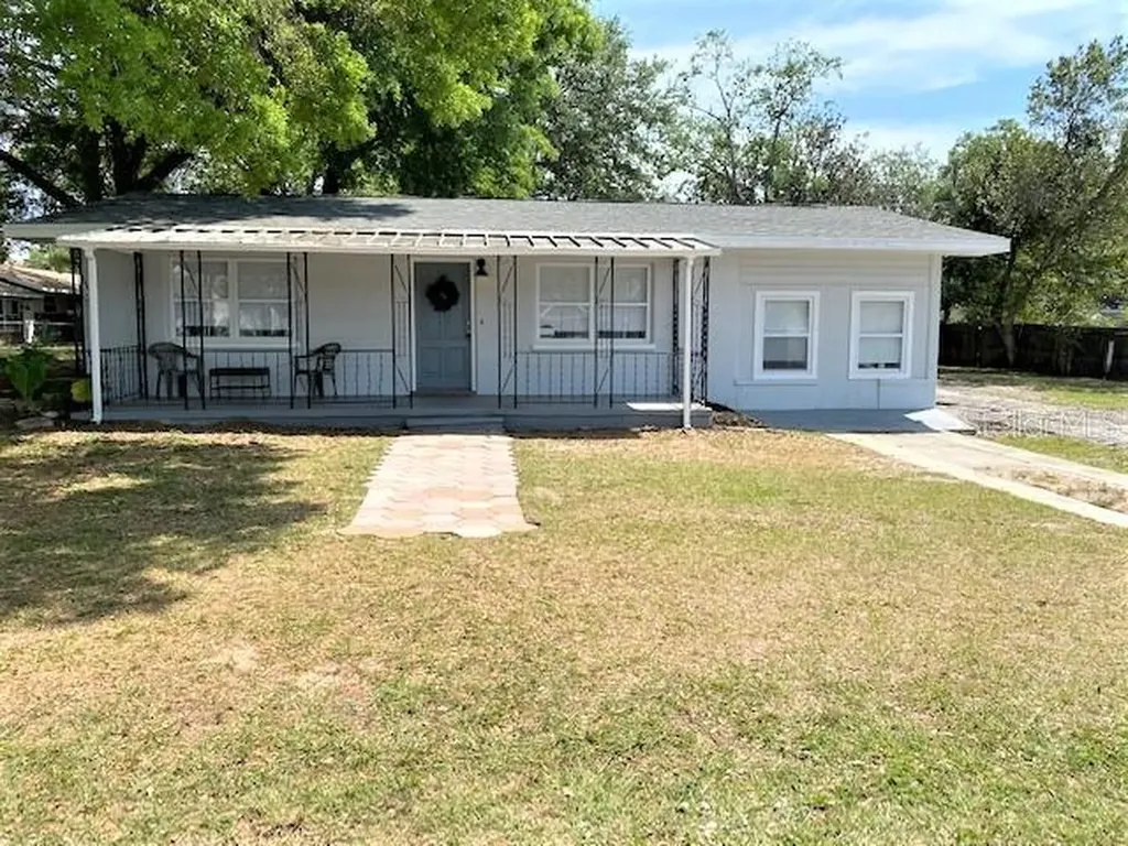 6044 10th Street Zephyrhills FL 33542