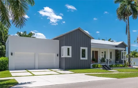 913 W Olympia Avenue Punta Gorda FL 33950