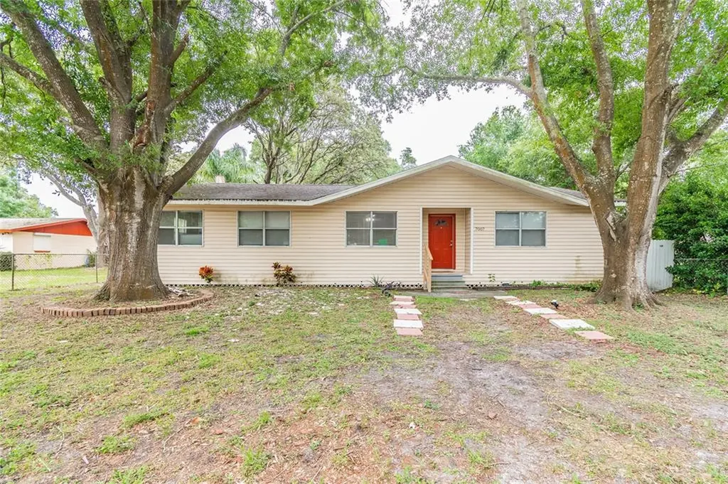 7007 Center Creek Drive Tampa FL 33615
