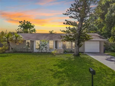 2105 Tetlow Place Sarasota FL 34239