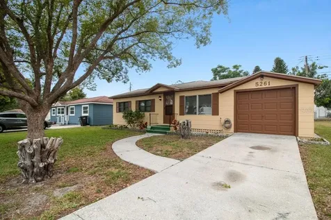 5261 43rd Avenue N St Petersburg FL 33709