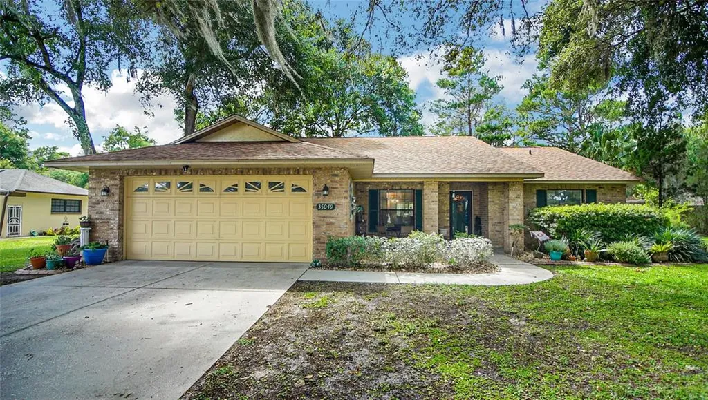 35049 Silver Oak Drive Leesburg FL 34788