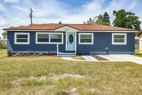 5271 43rd Avenue N St Petersburg FL 33709