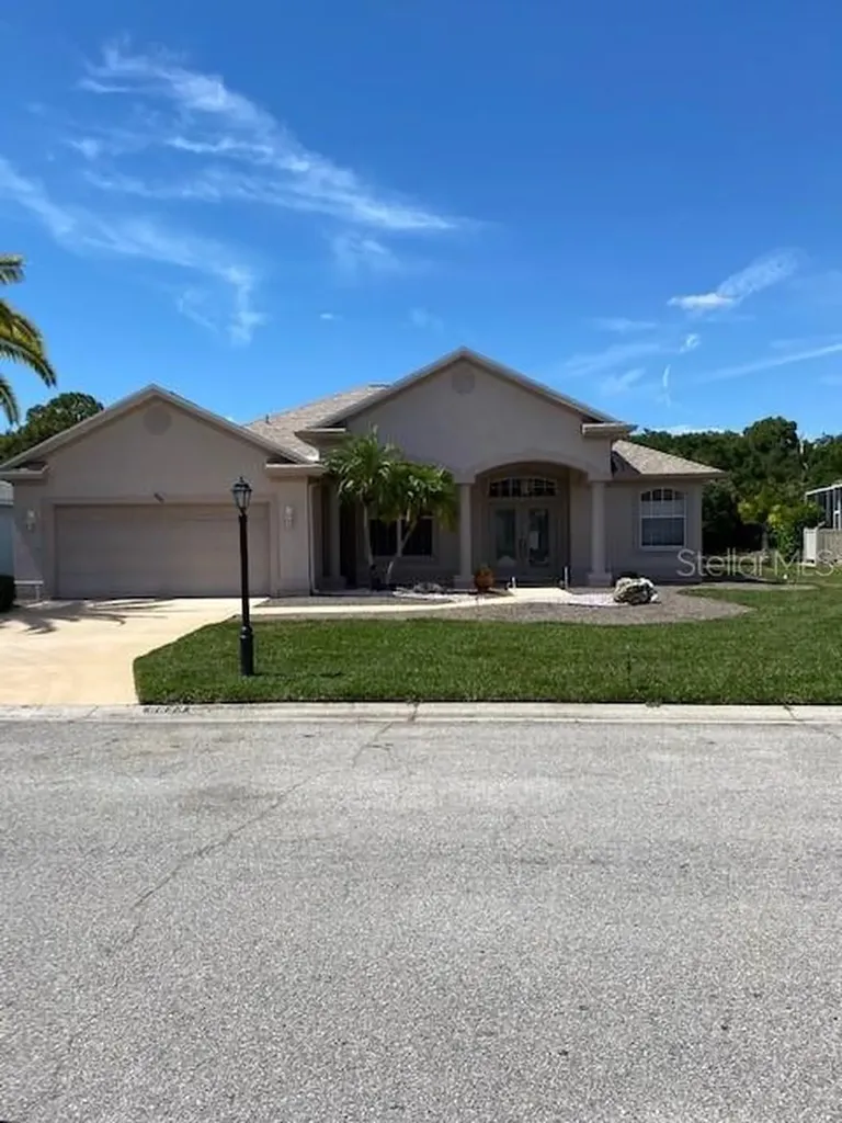 6623 Peach Tree Creek Road Bradenton FL 34203