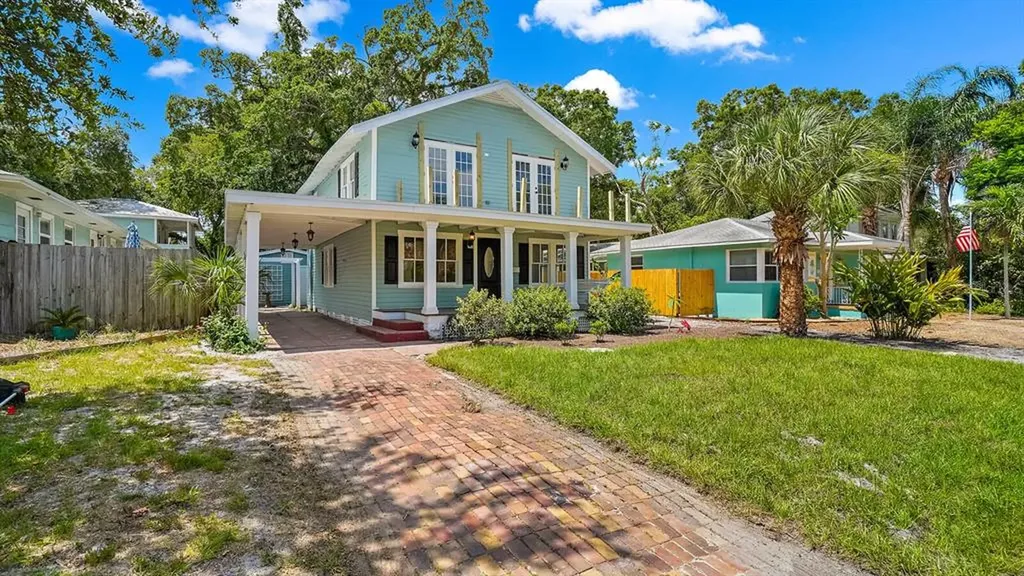 210 20th Avenue S St Petersburg FL 33705