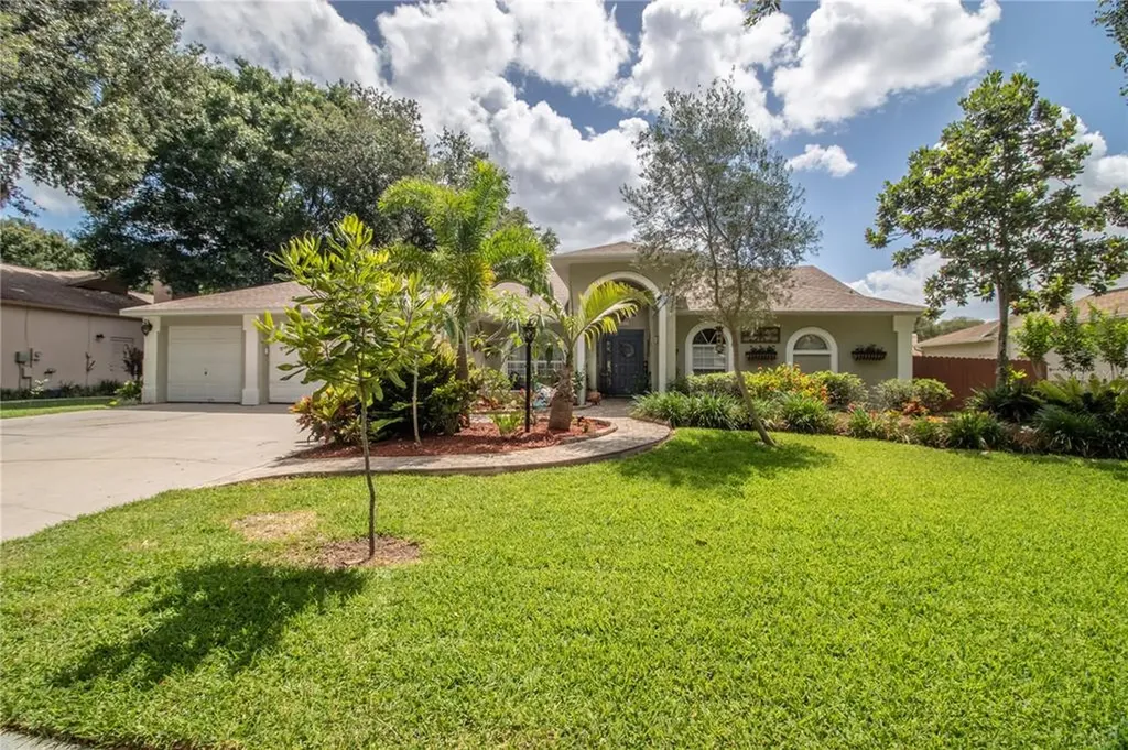 2730 Bent Leaf Drive Valrico FL 33594
