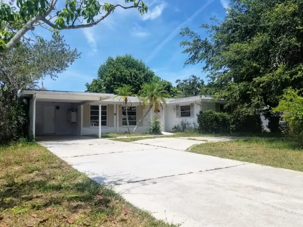 5720 16th Street W Bradenton FL 34207