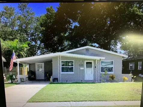 1034 50th Avenue N St Petersburg FL 33703