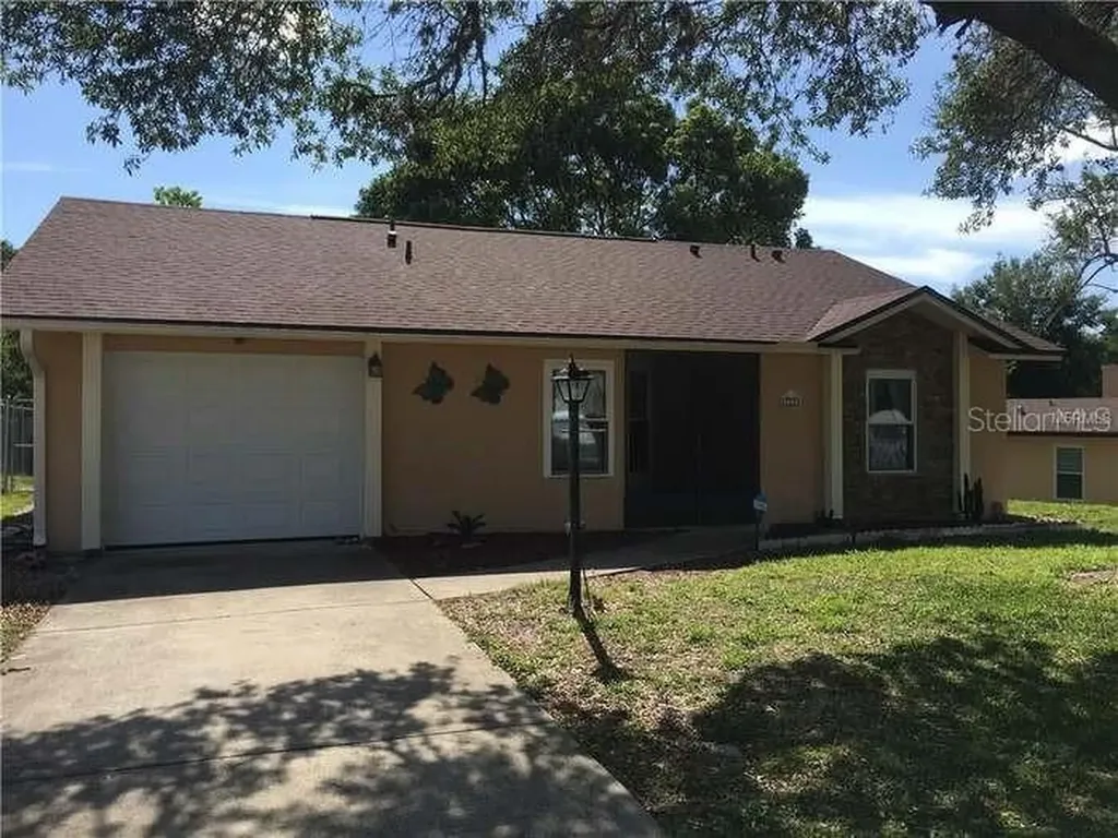755 Leeward Drive Deltona FL 32738