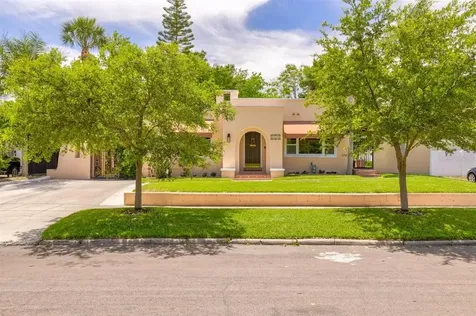 3916 W San Juan Street Tampa FL 33629