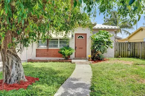 2119 Cleveland Street Hollywood FL 33020
