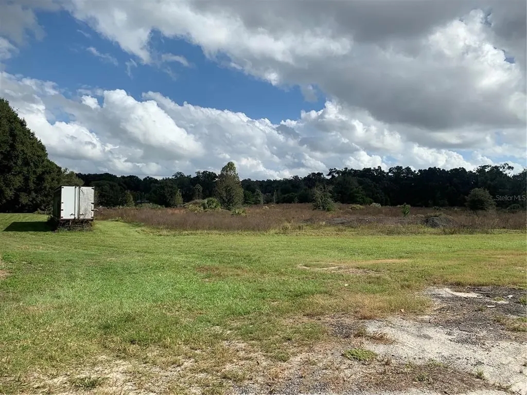 1770 W Plymouth Avenue Deland FL 32720