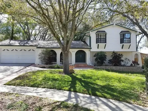 8002 Eastleigh Court Temple Terrace FL 33637