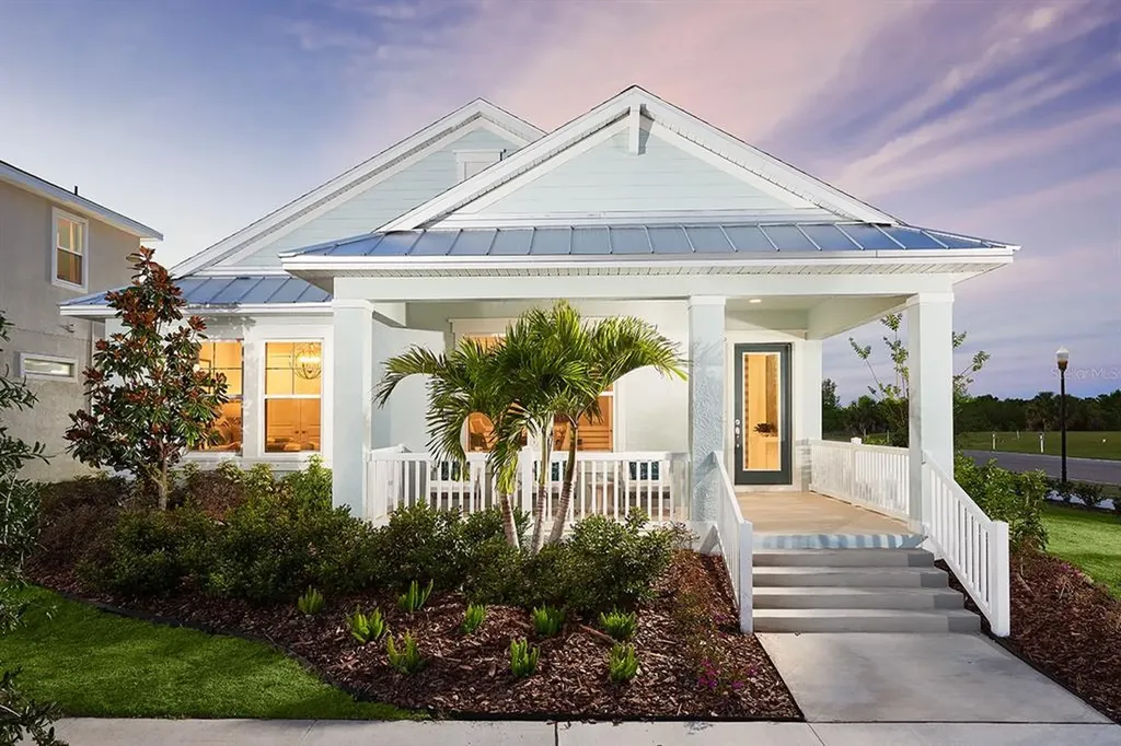 823 Winterside Drive Apollo Beach FL 33572