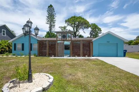 7349 Phillips Street Sarasota FL 34243
