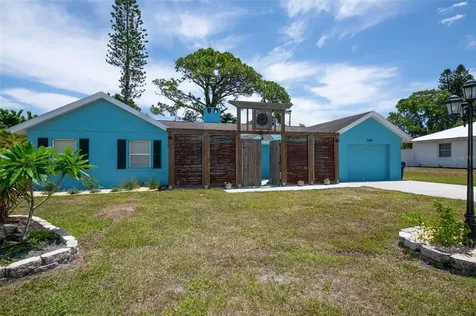 7349 Phillips Street Sarasota FL 34243