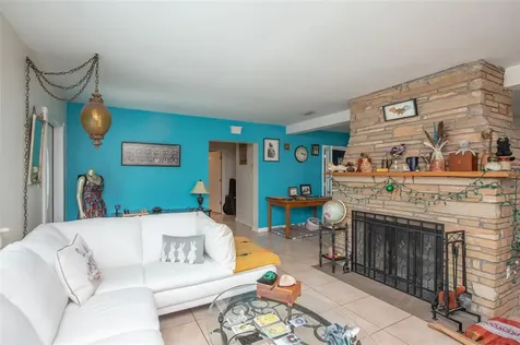 7349 Phillips Street Sarasota FL 34243