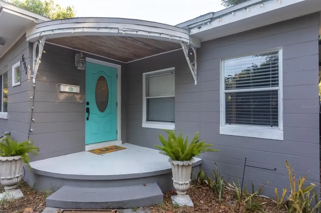 4545 6th Avenue N St Petersburg FL 33713