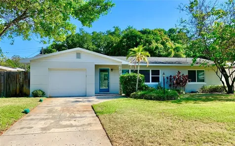 6539 Renaldo Way S St Petersburg FL 33707