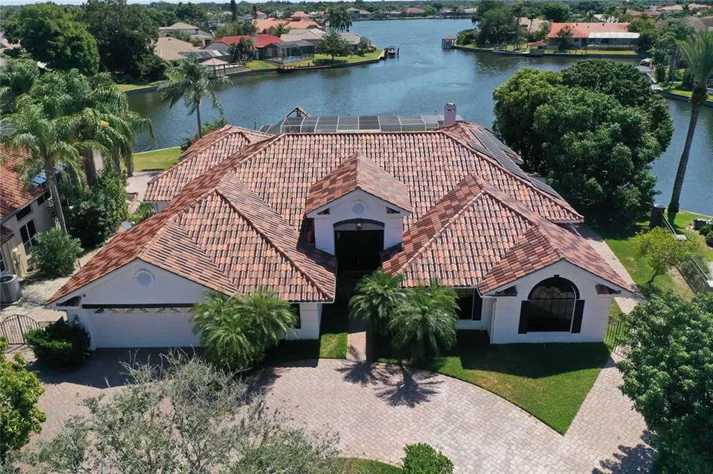 5306 E Longboat Boulevard Tampa FL 33615