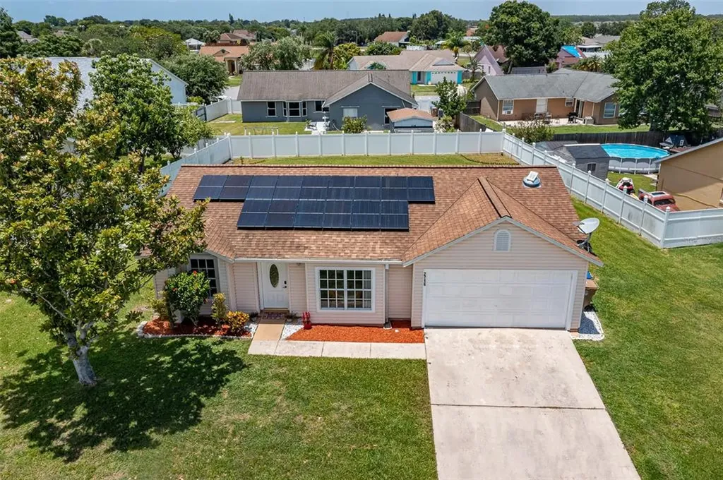 2716 Ashley Court Kissimmee FL 34743