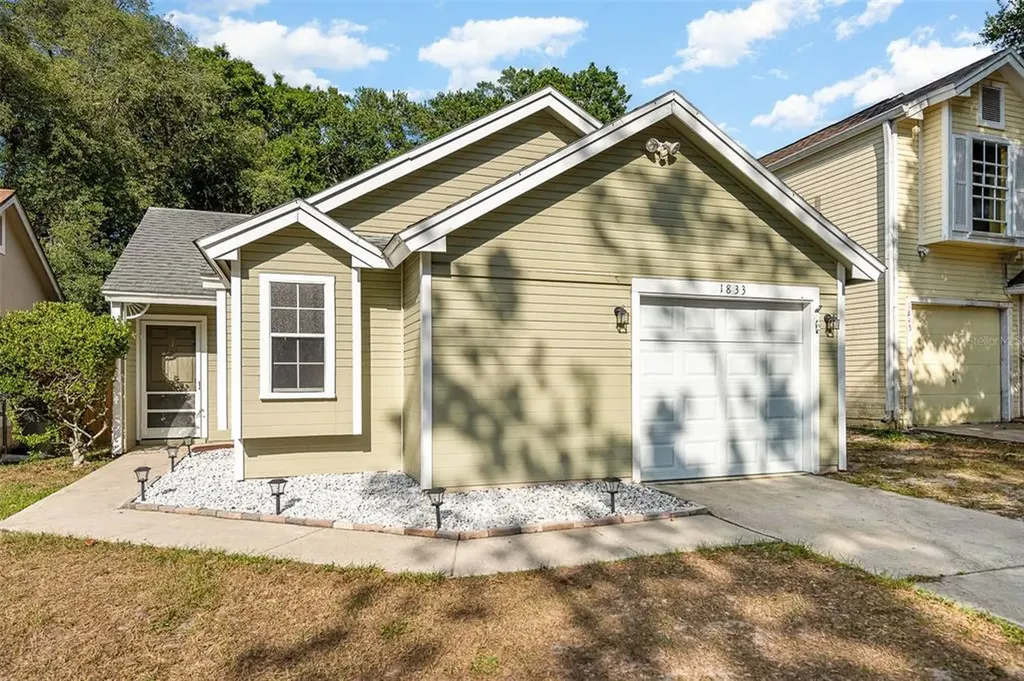 1833 Iroquois Drive Apopka FL 32703