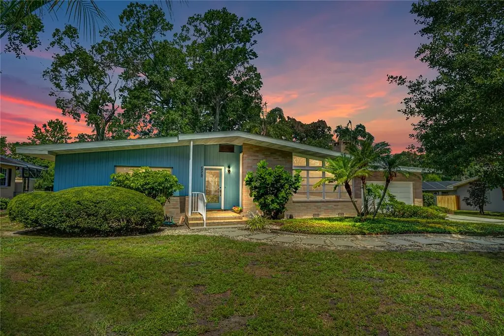 2221 Woodbine Avenue Lakeland FL 33803