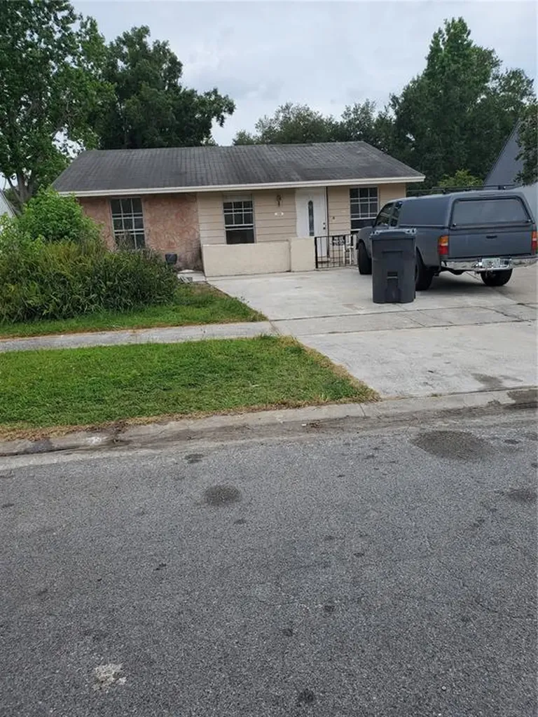 3204 Saddlebrook Avenue Tampa FL 33618