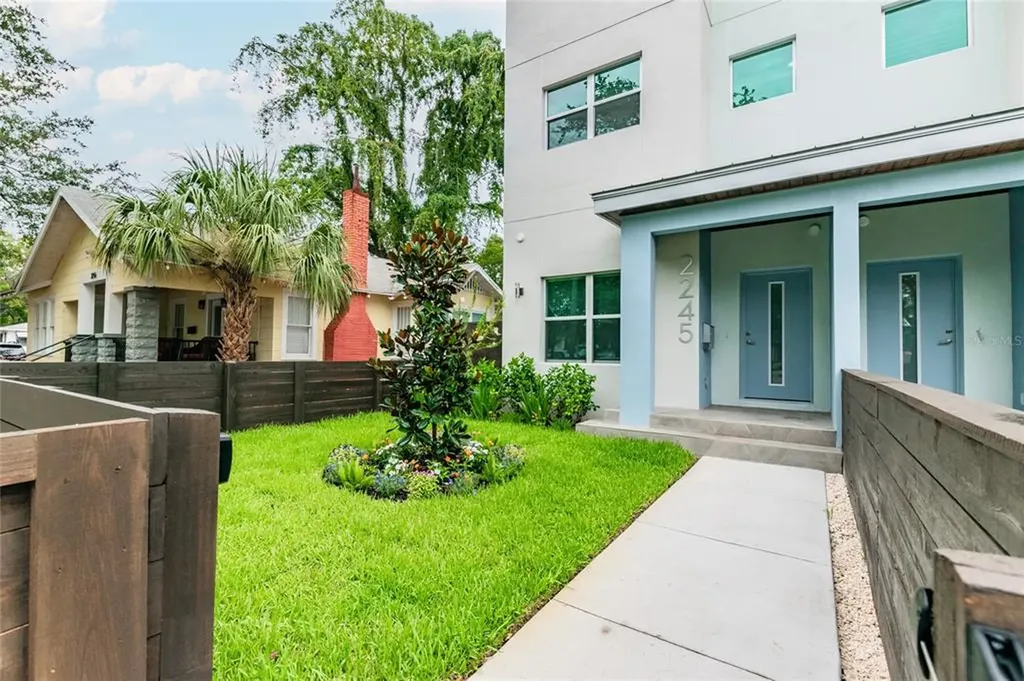 2245 1st Avenue N St Petersburg FL 33713