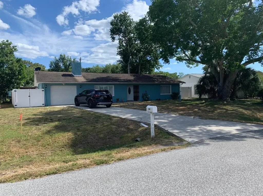 4082 Velarde Lane Sarasota FL 34235