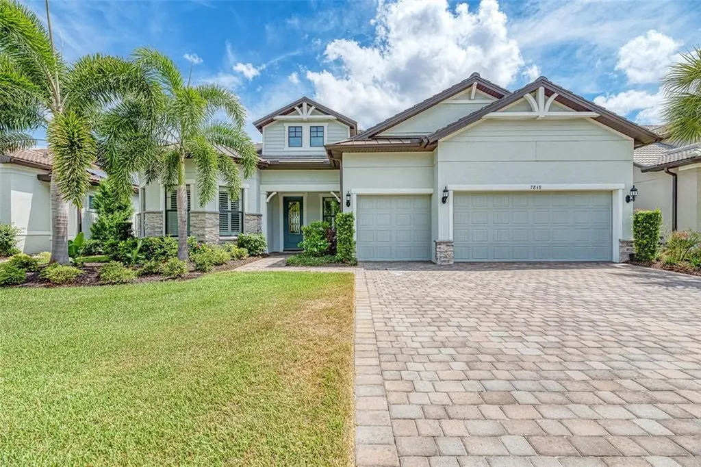 7848 Grande Shores Drive Sarasota FL 34240
