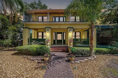 921 15th Avenue N St Petersburg FL 33704
