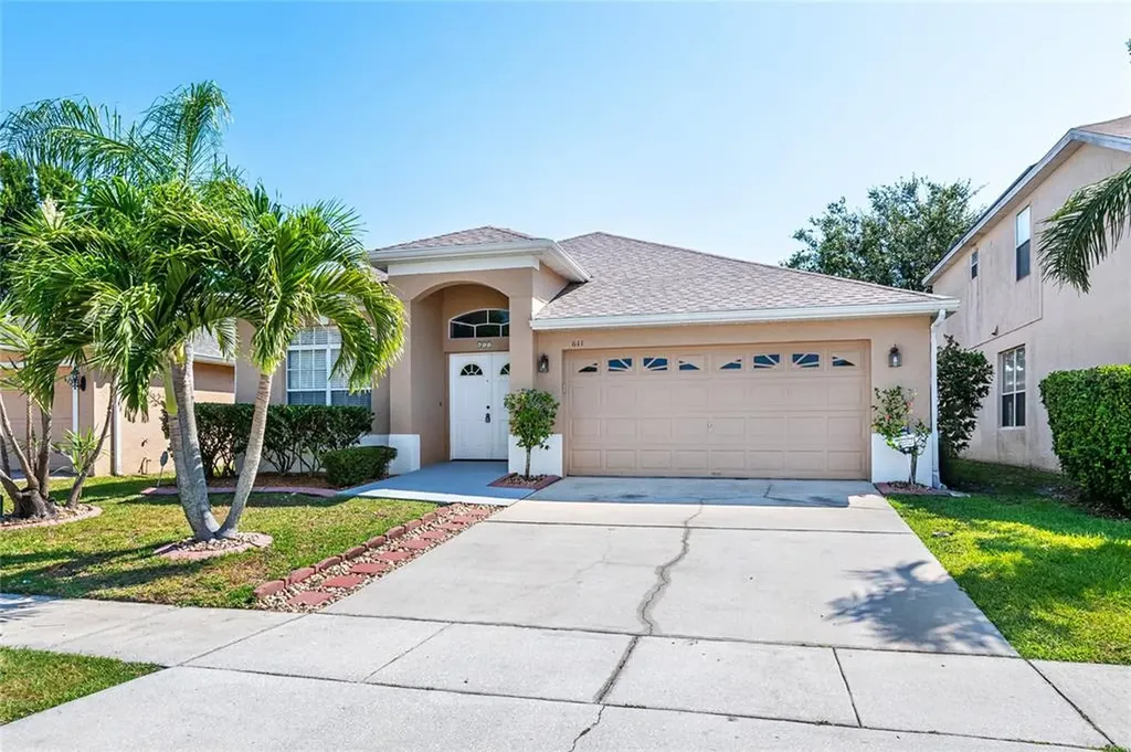 611 Whispering Cypress Lane Orlando FL 32824