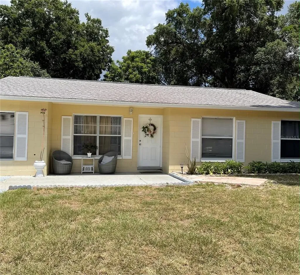 2206 Elise Marie Drive Seffner FL 33584