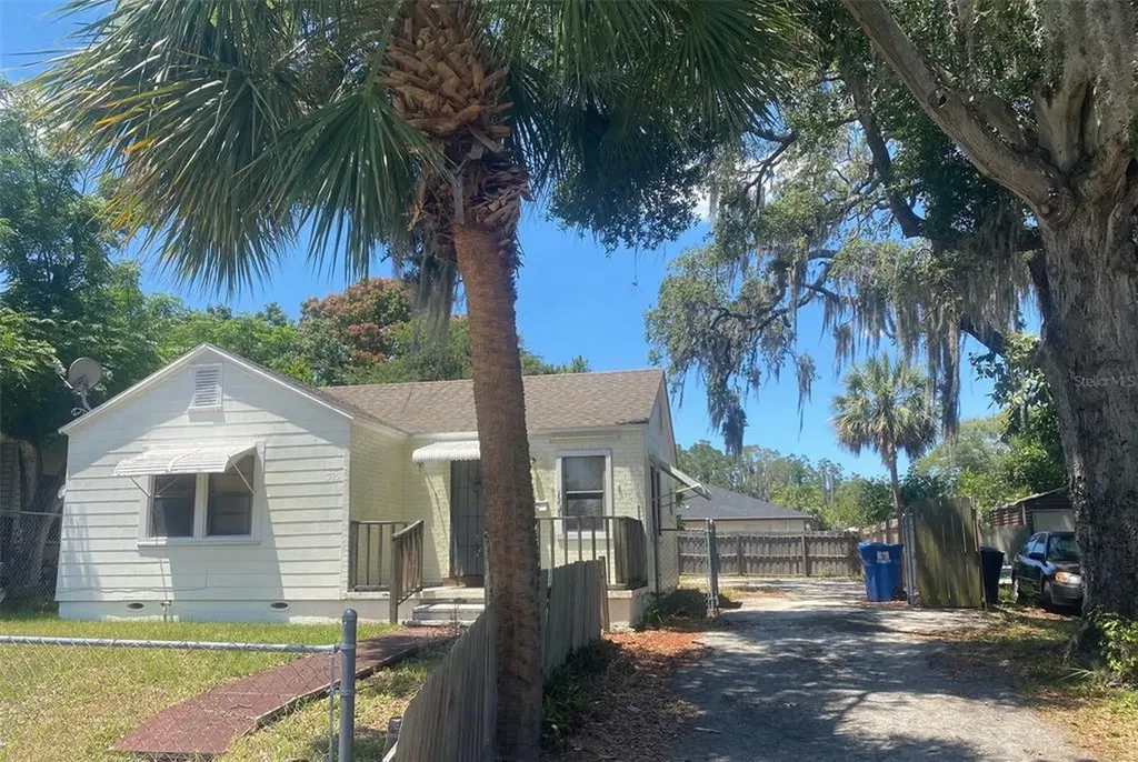 1225 20th Avenue S St Petersburg FL 33705