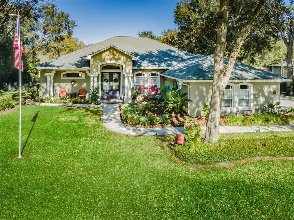 1508 Camphor Cove Drive Lutz FL 33549