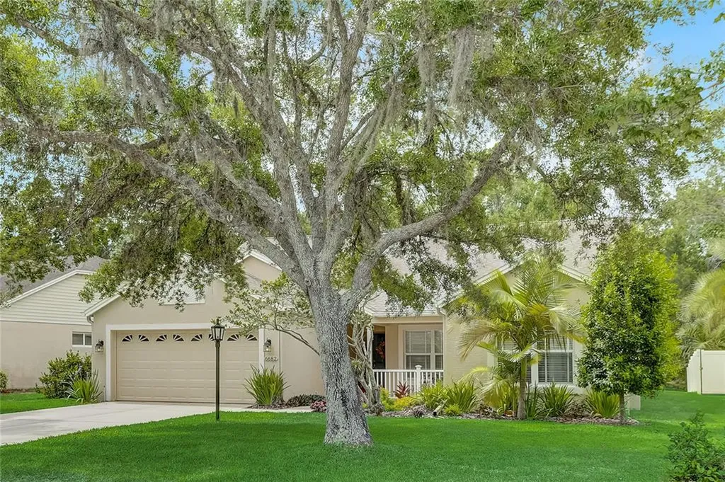 6682 Meandering Way Lakewood Ranch FL 34202