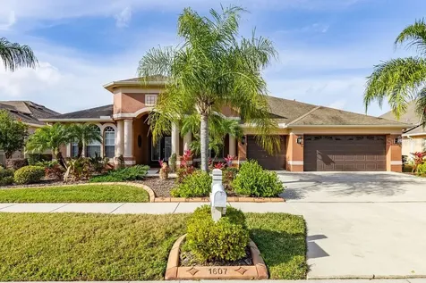 1607 Beaconsfield Drive Wesley Chapel FL 33543