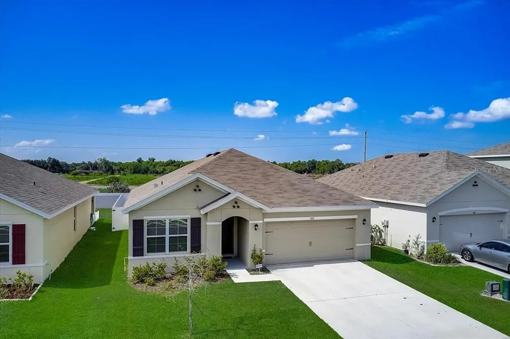 5017 Blue Willow Way Palmetto FL 34221