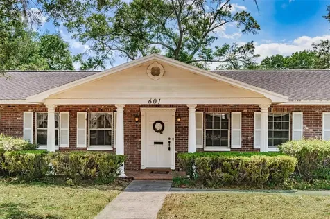 601 W Sylvan Drive Brandon FL 33510