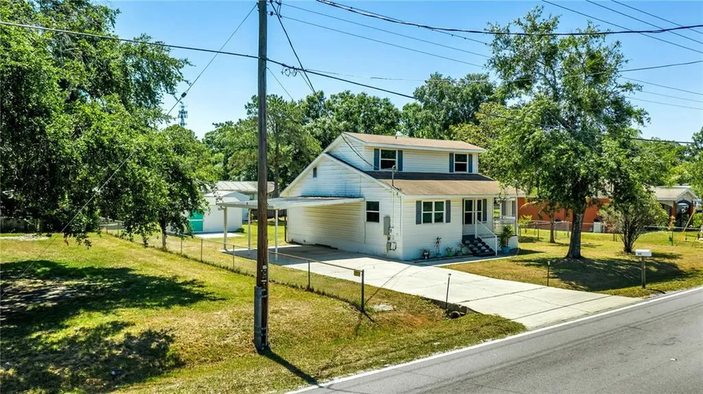 806 N Maryland Avenue Plant City FL 33563