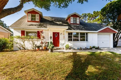 2612 68th Avenue N St Petersburg FL 33702