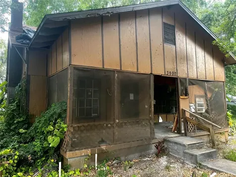 3902 N Suwanee Avenue Tampa FL 33603
