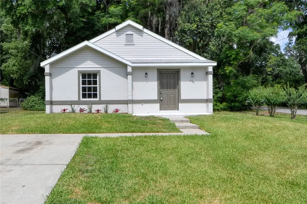 606 SE 32nd Avenue Ocala FL 34471