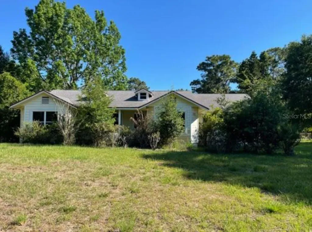 18005 Eagle Lane Lutz FL 33558